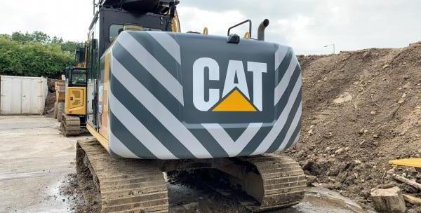 CAT 13 Ton Digger 